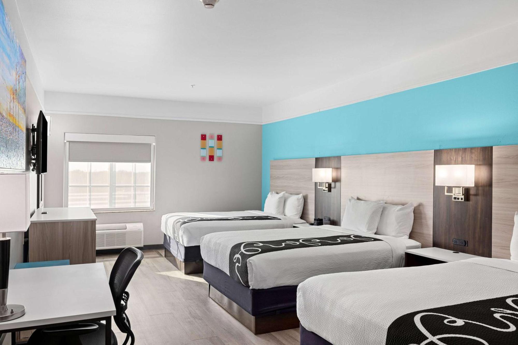 La Quinta Inn Suites By Wyndham Raymondville Harlingen Екстер'єр фото