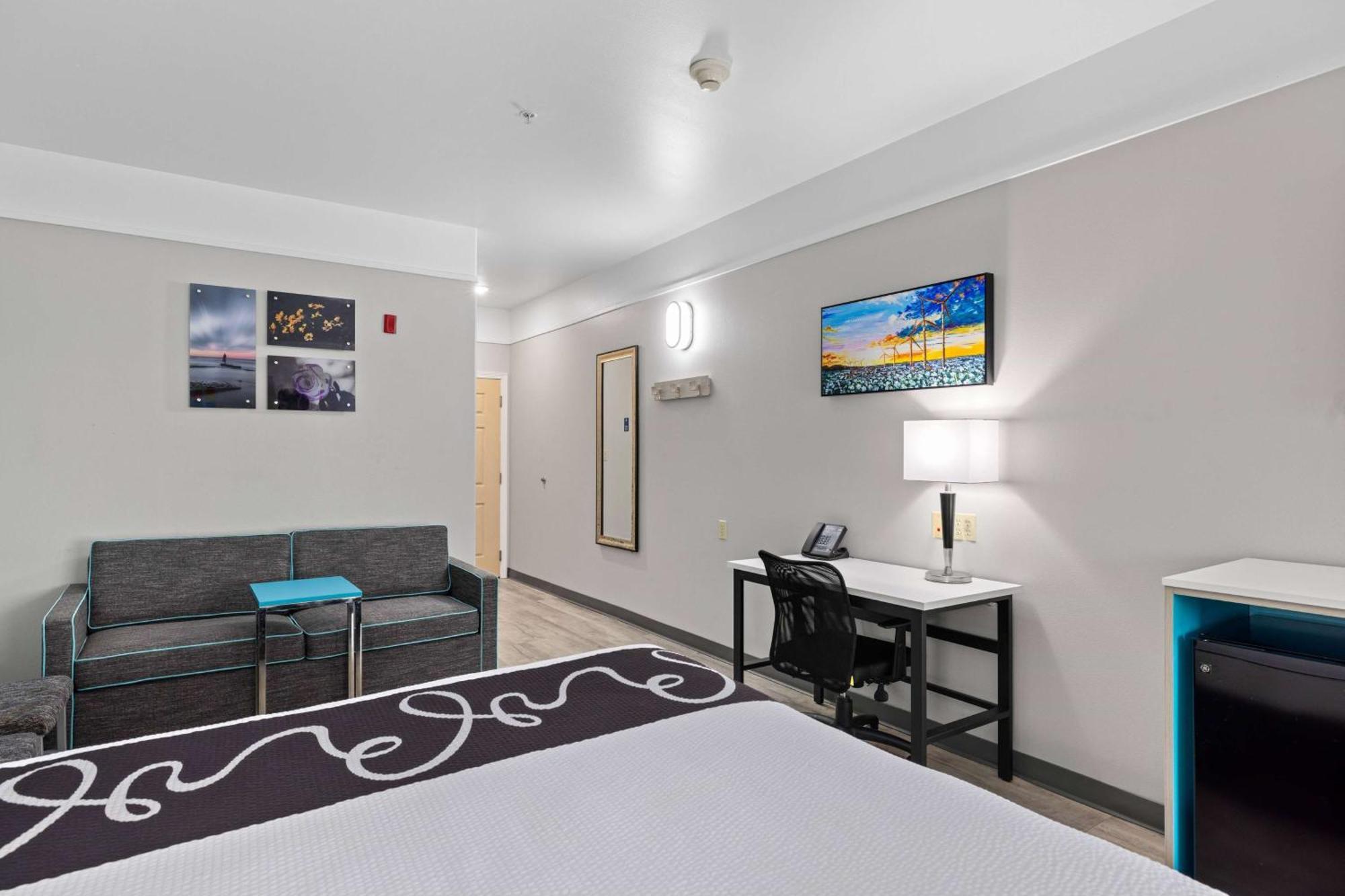 La Quinta Inn Suites By Wyndham Raymondville Harlingen Екстер'єр фото
