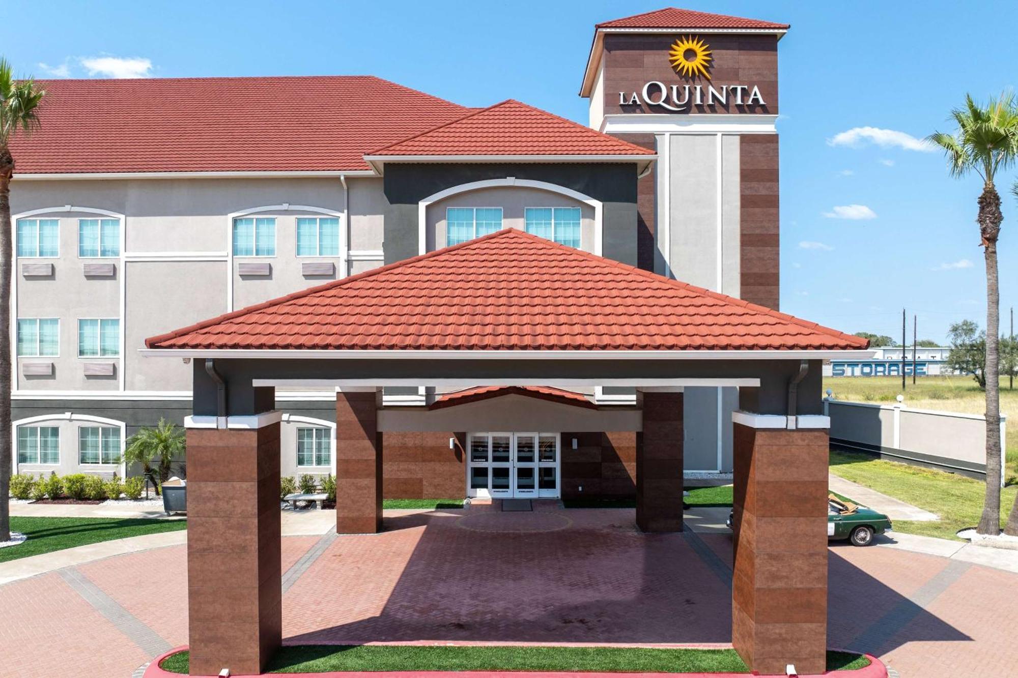 La Quinta Inn Suites By Wyndham Raymondville Harlingen Екстер'єр фото